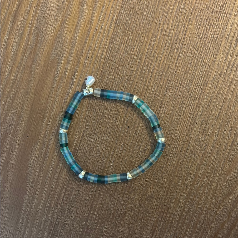 Elegant Blue and Gold Beaded Bracelet